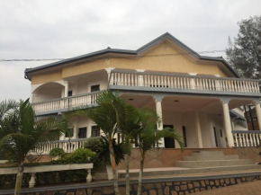  Romalo Guesthouse  Кигали